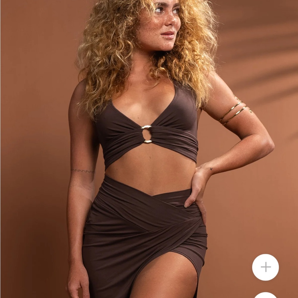 The Royal Codes Serpant Top in Green